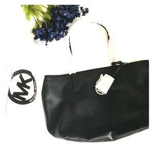 Michael Kors black shoulder bag